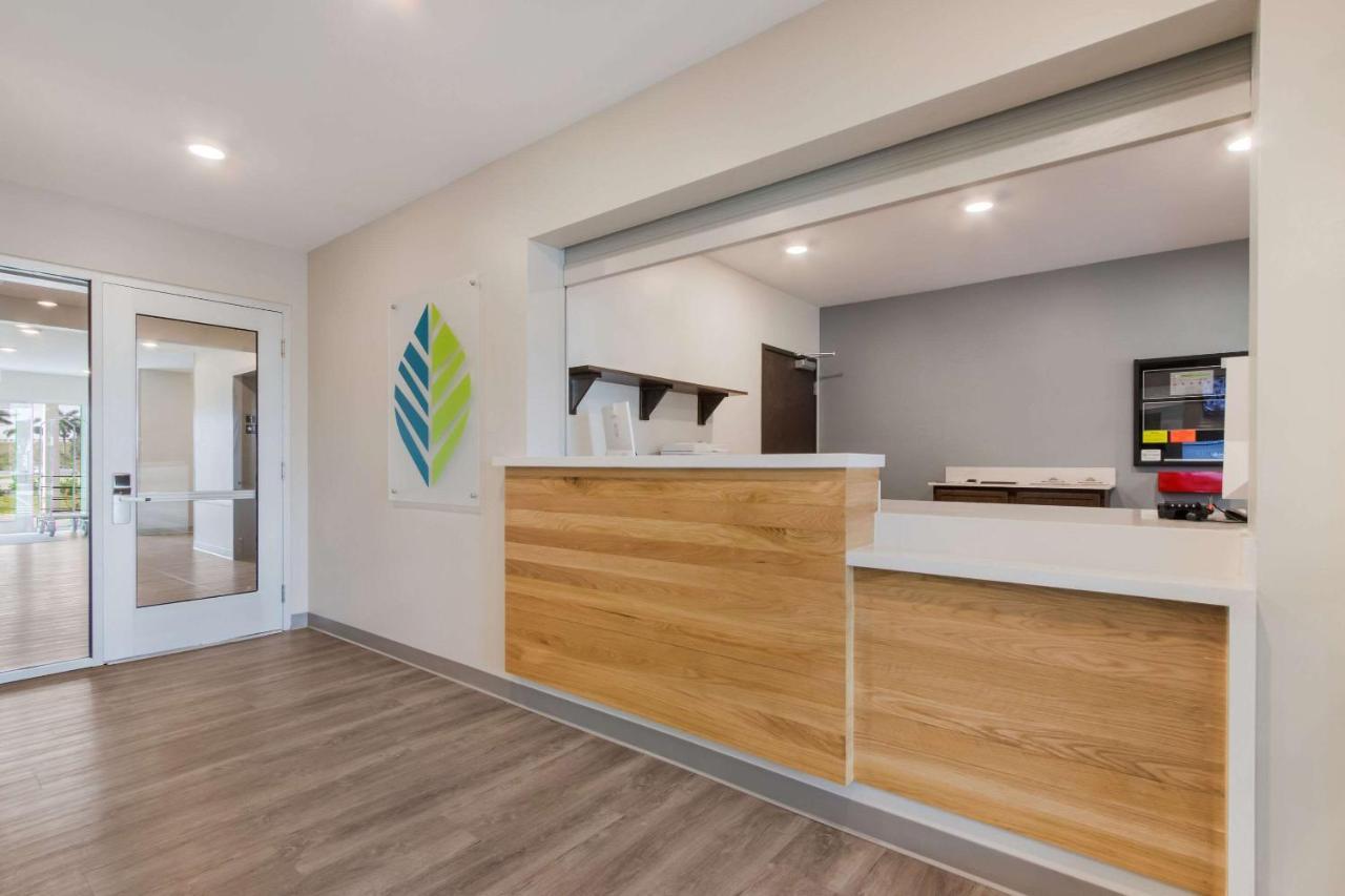 Woodspring Suites Tamarac Bagian luar foto
