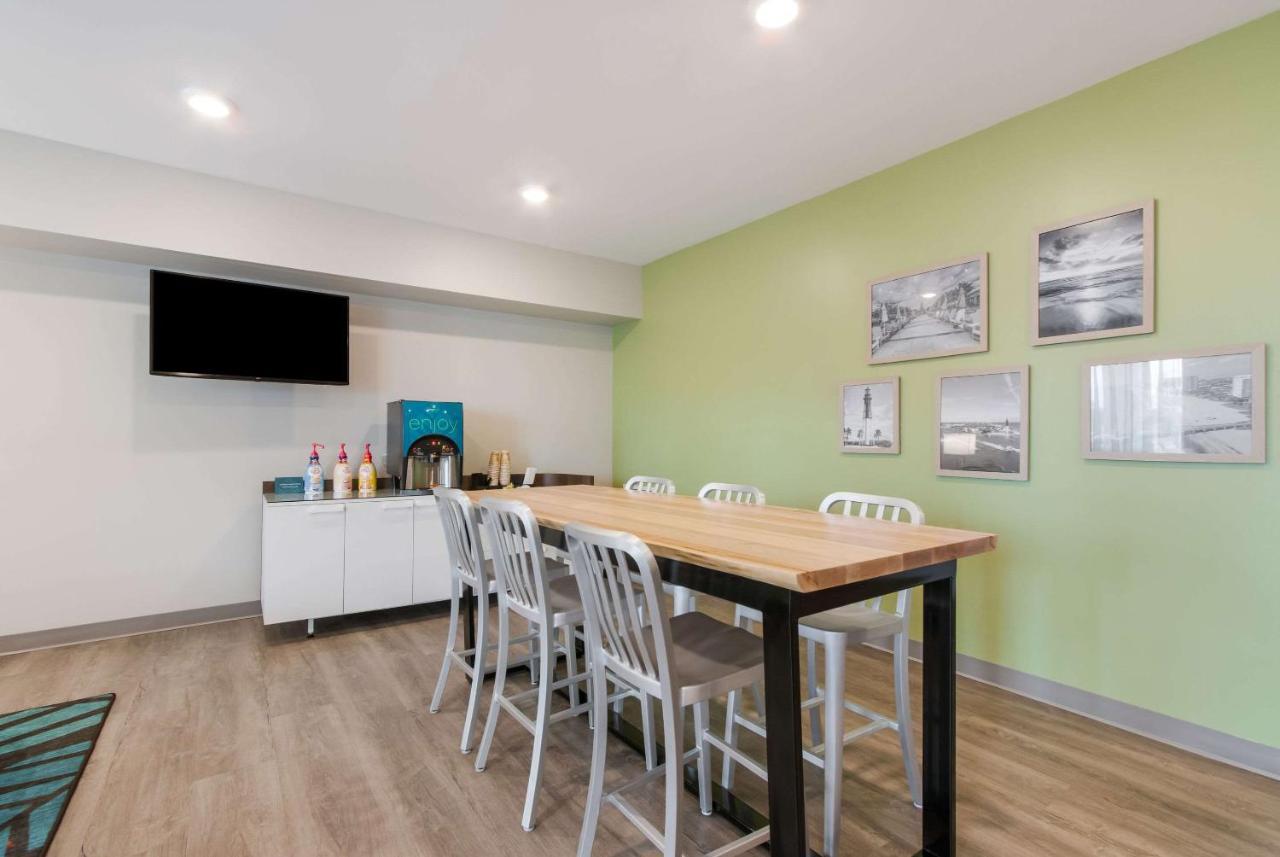 Woodspring Suites Tamarac Bagian luar foto